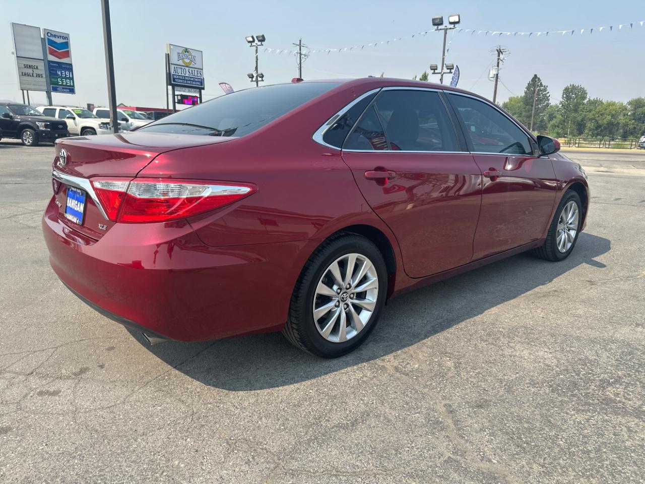 Toyota Camry XLE Auto (Natl) 2017