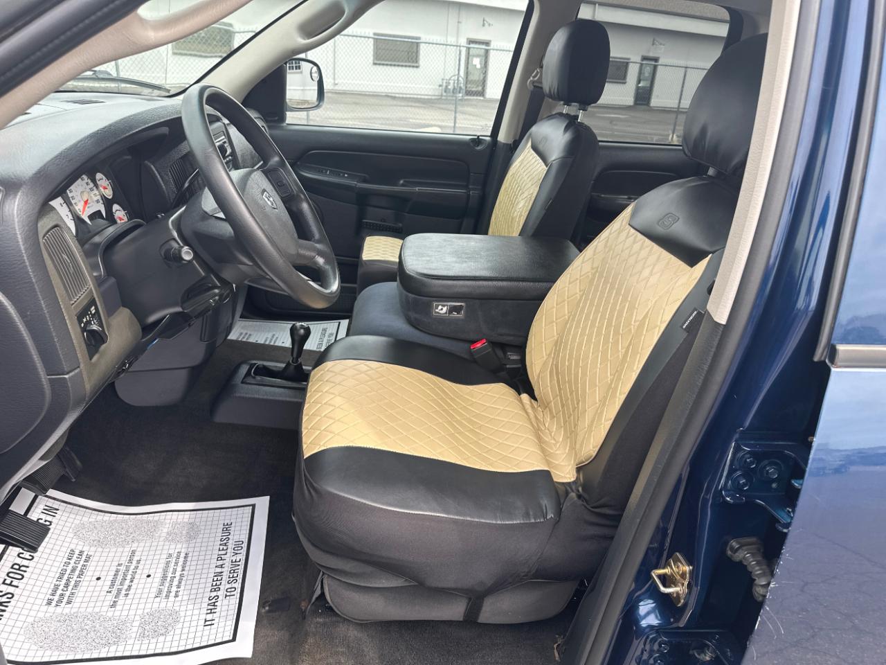 Dodge Ram 1500 4dr Quad Cab 140.5" WB 4WD SLT 2004