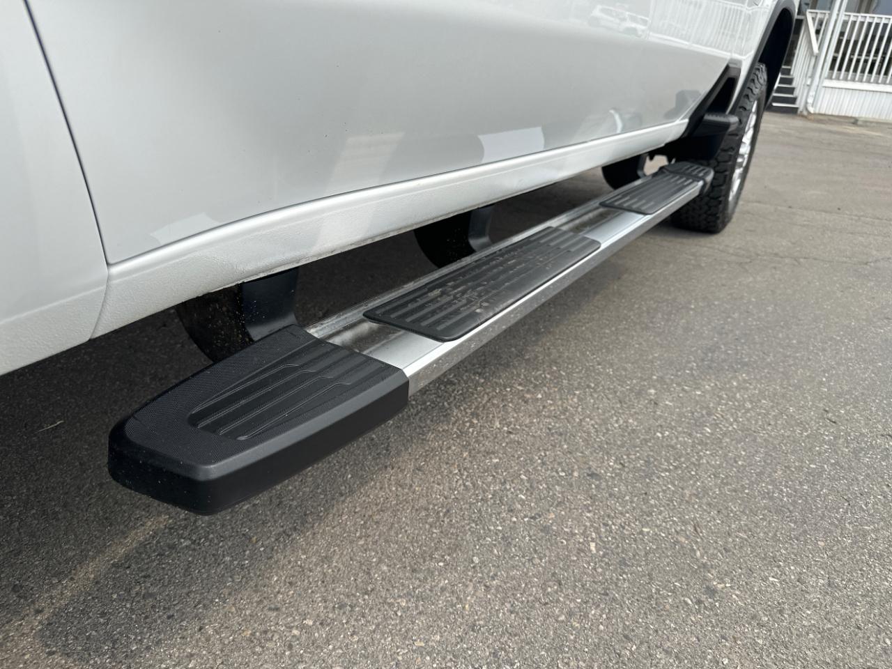 Chevrolet Silverado 2500HD 4WD Crew Cab 159" LT 2022