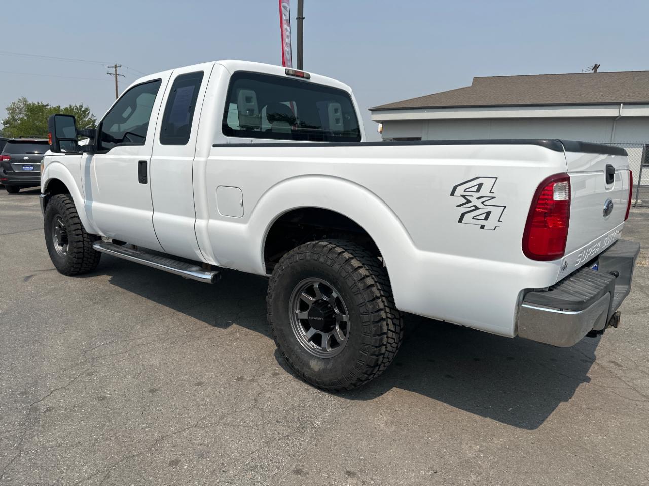 Ford Super Duty F-250 SRW 4WD SuperCab 142" Lariat 2011