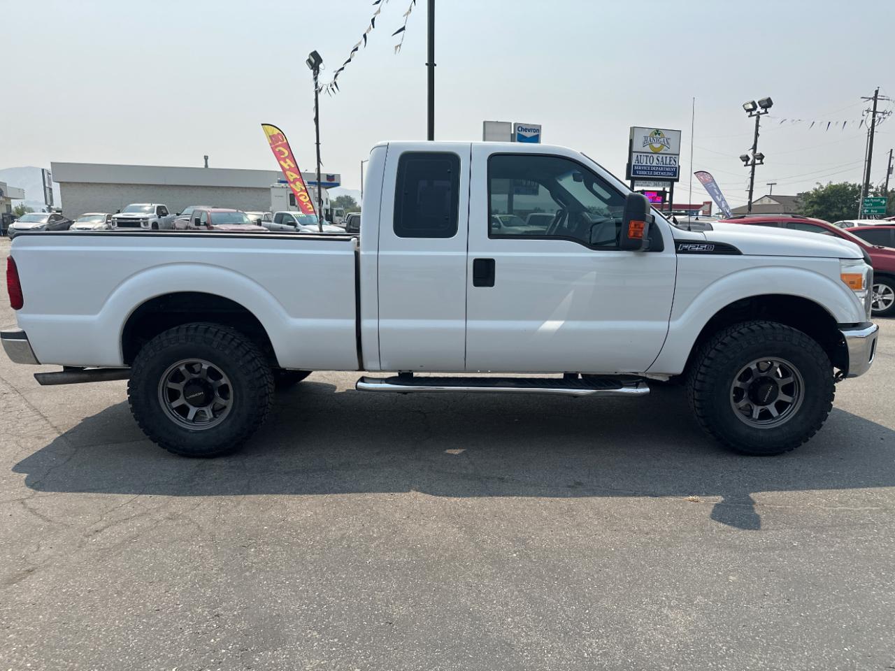 Ford Super Duty F-250 SRW 4WD SuperCab 142" Lariat 2011