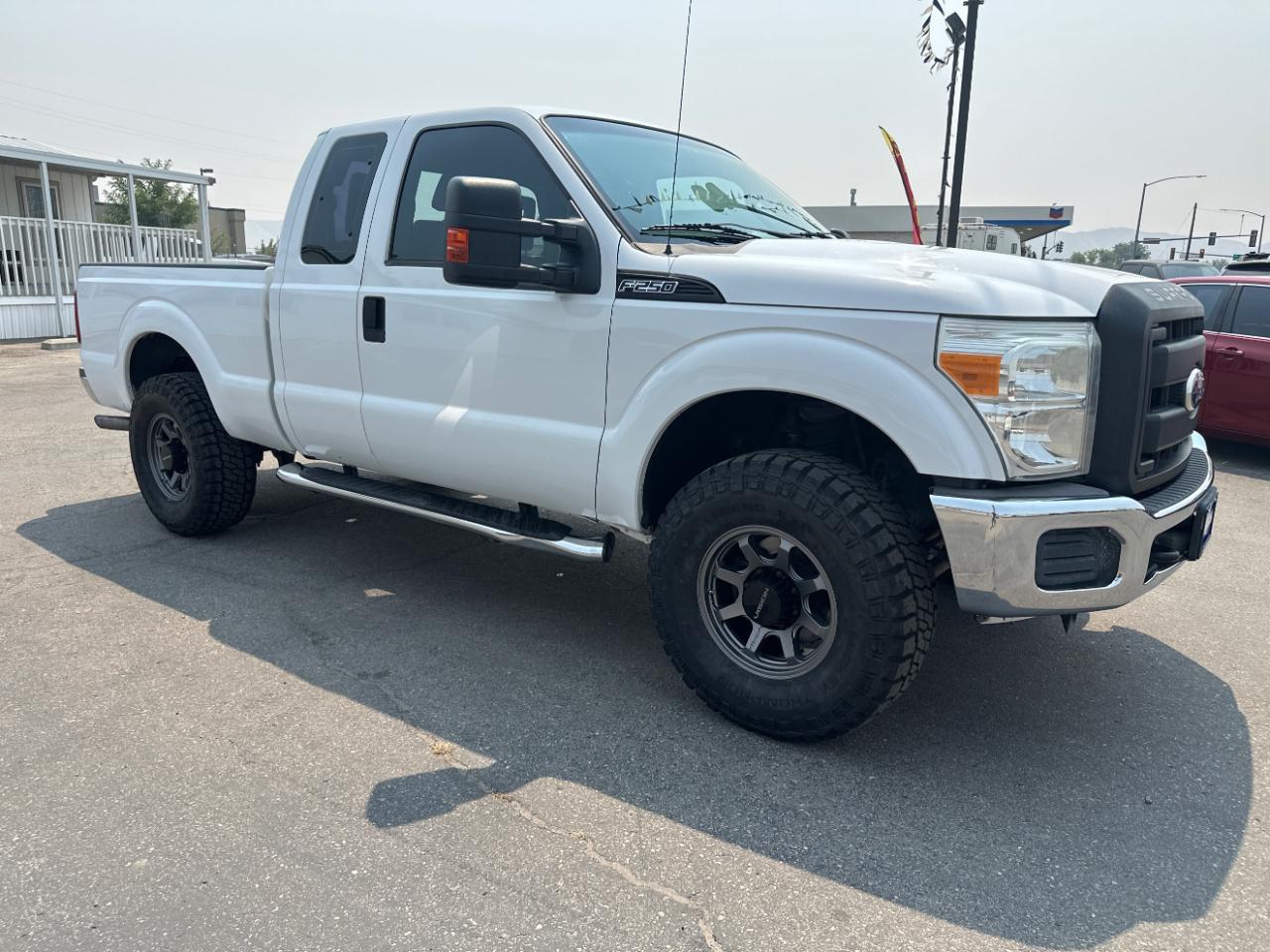 Ford Super Duty F-250 SRW 4WD SuperCab 142" Lariat 2011