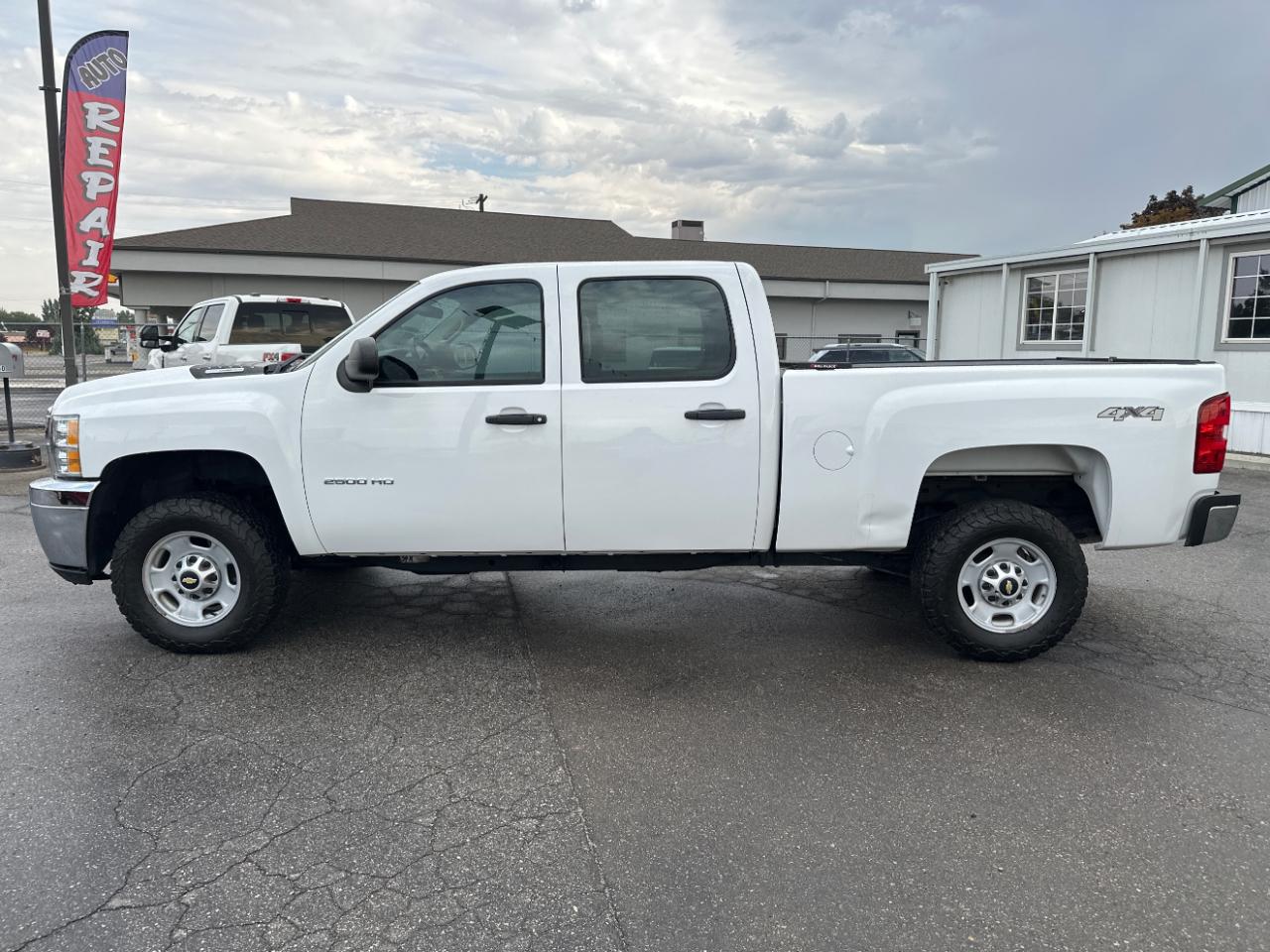 Chevrolet Silverado 2500HD 4WD Crew Cab 153.7" Work Truck 2011