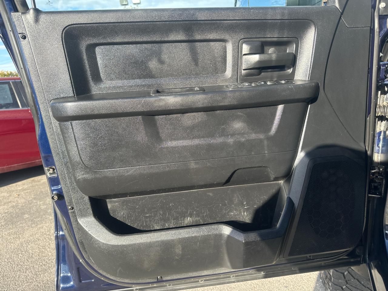RAM 3500 4WD Crew Cab 169" Tradesman 2015