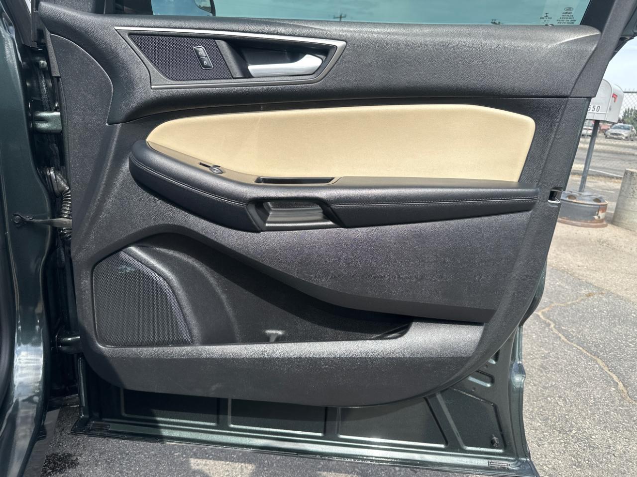 Ford Edge 4dr SEL AWD 2015