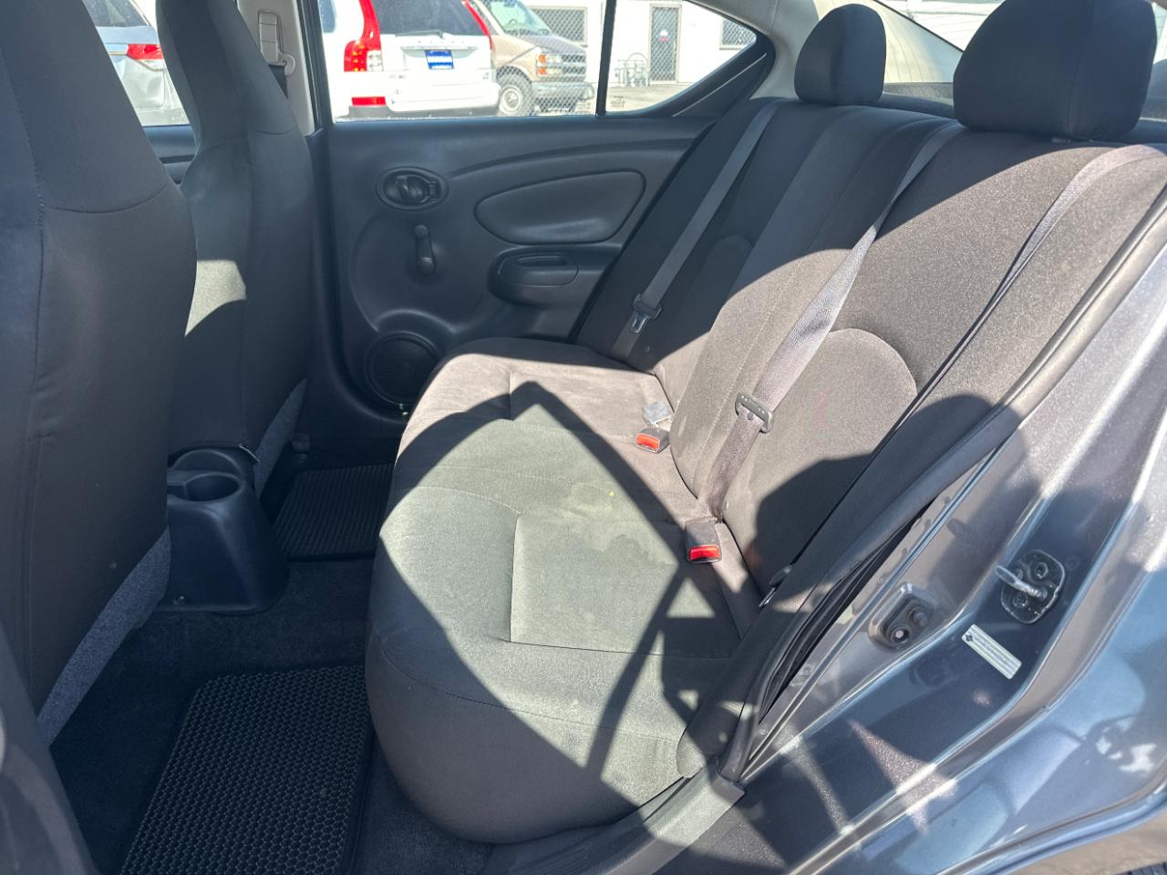 Nissan Versa Sedan S Manual 2017