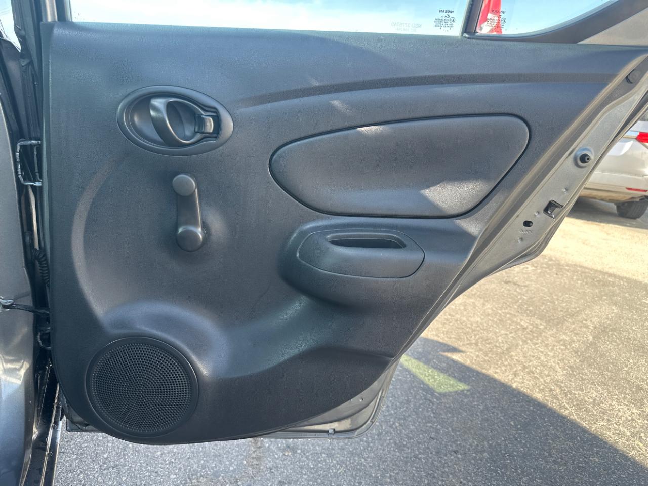 Nissan Versa Sedan S Manual 2017