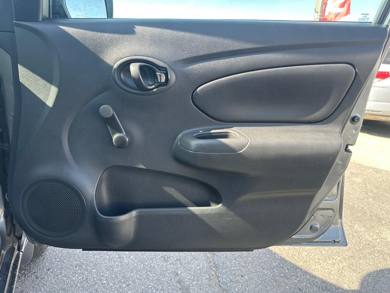 Nissan Versa Sedan S Manual 2017