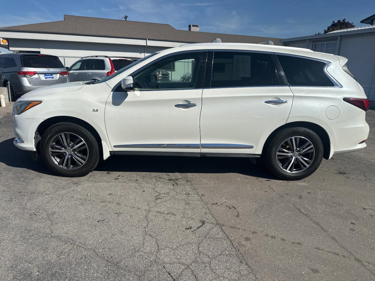 Infiniti QX60 FWD 2017