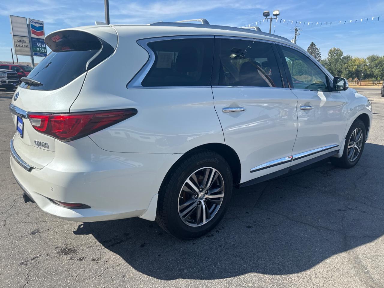 Infiniti QX60 FWD 2017