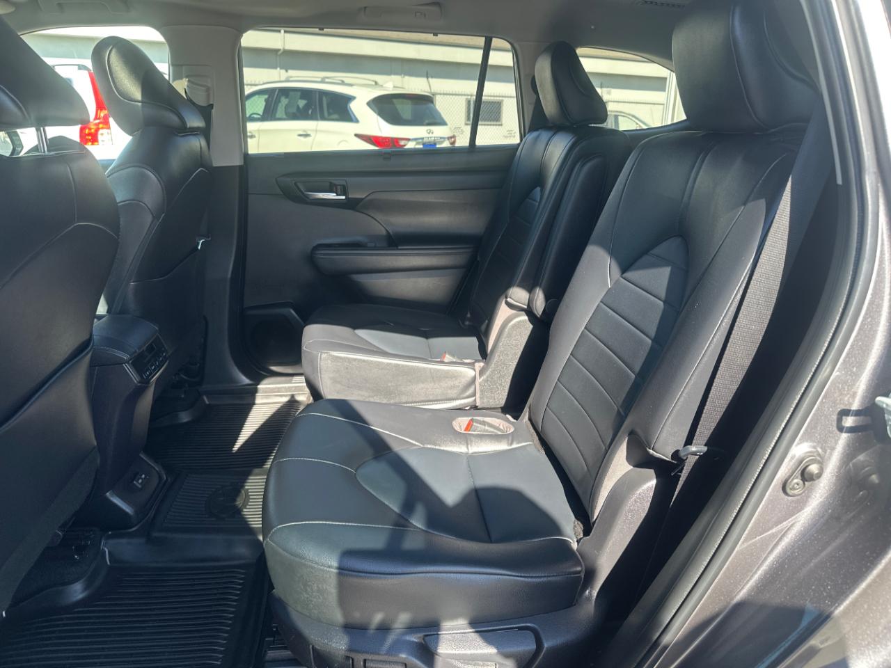 Toyota Highlander XLE AWD (Natl) 2022