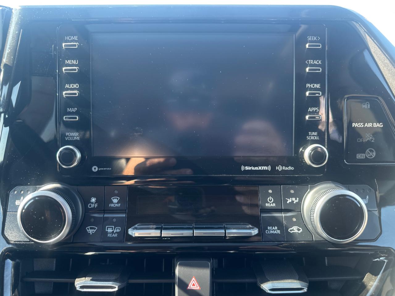 Toyota Highlander XLE AWD (Natl) 2022
