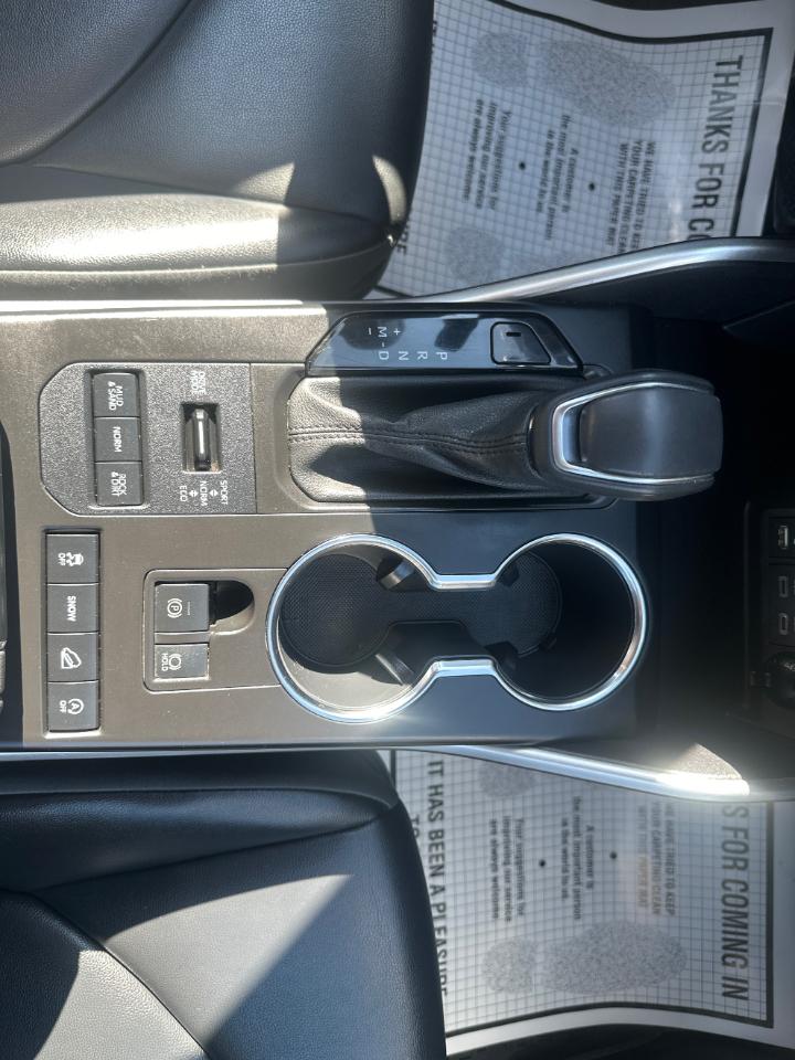 Toyota Highlander XLE AWD (Natl) 2022