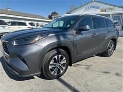 2022 Toyota Highlander 