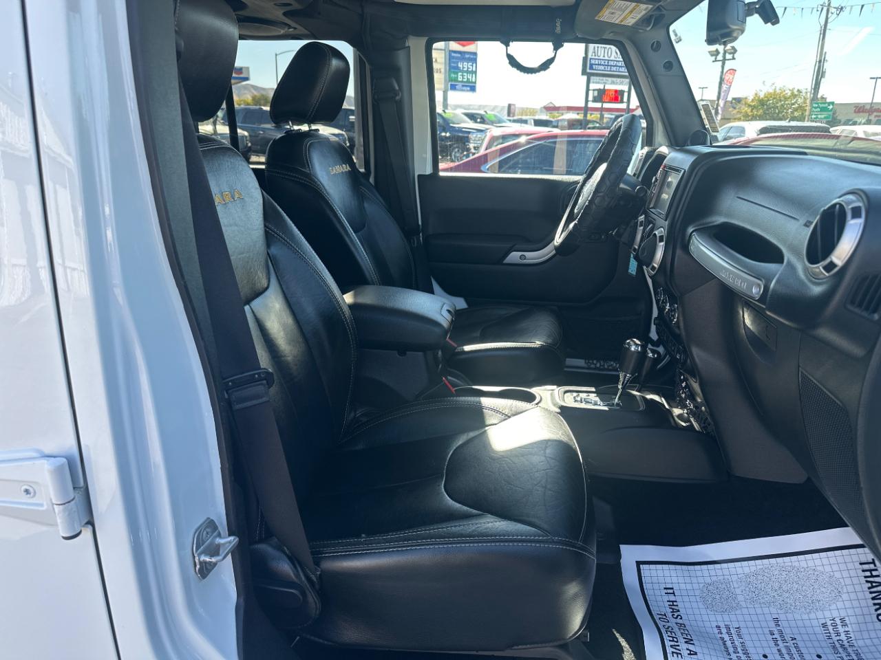 Jeep Wrangler Unlimited 4WD 4dr Sahara 2014
