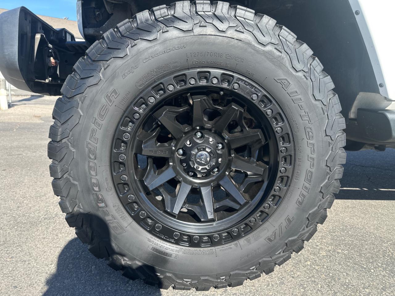 Jeep Wrangler Unlimited 4WD 4dr Sahara 2014