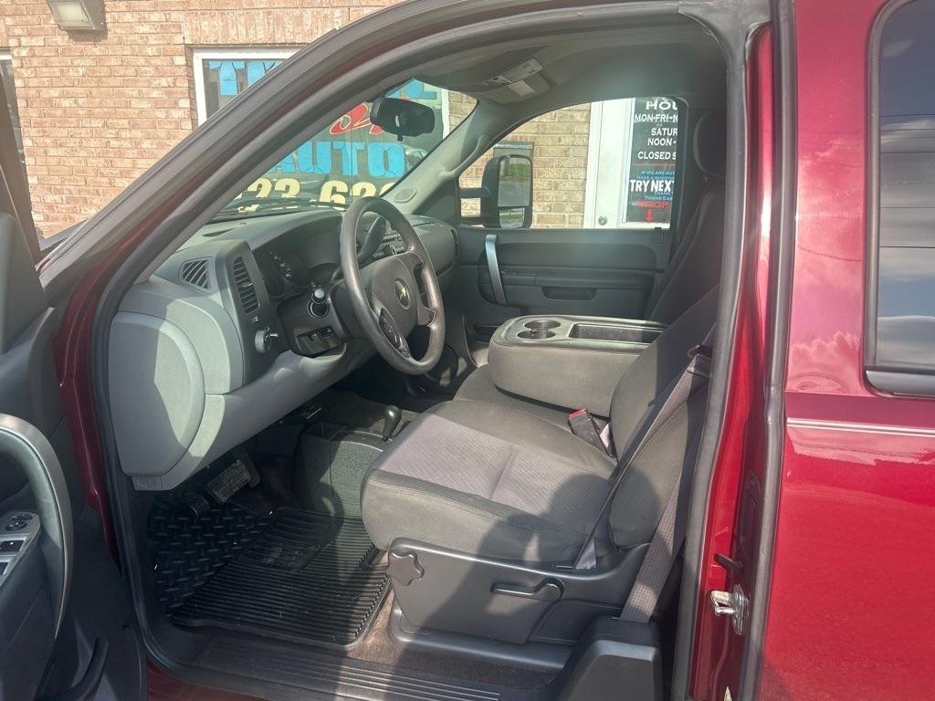 Chevrolet Silverado 1500 LS Extended Cab 4WD 2013