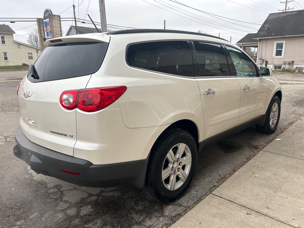 Chevrolet Traverse 2LT FWD 2011