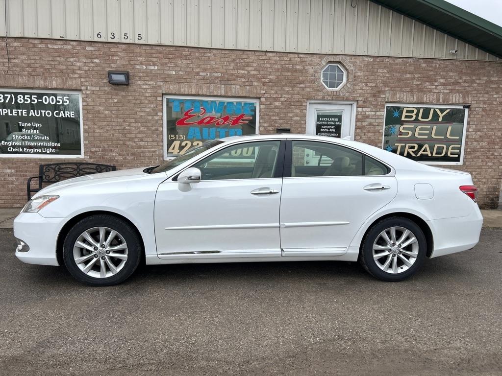 Lexus ES 350 Sedan 2012