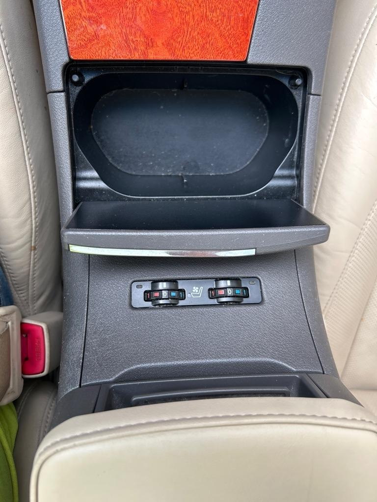 Lexus ES 350 Sedan 2012