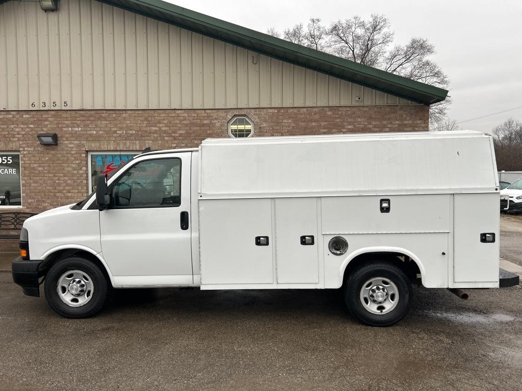 Chevrolet Express G3500 139" 2019