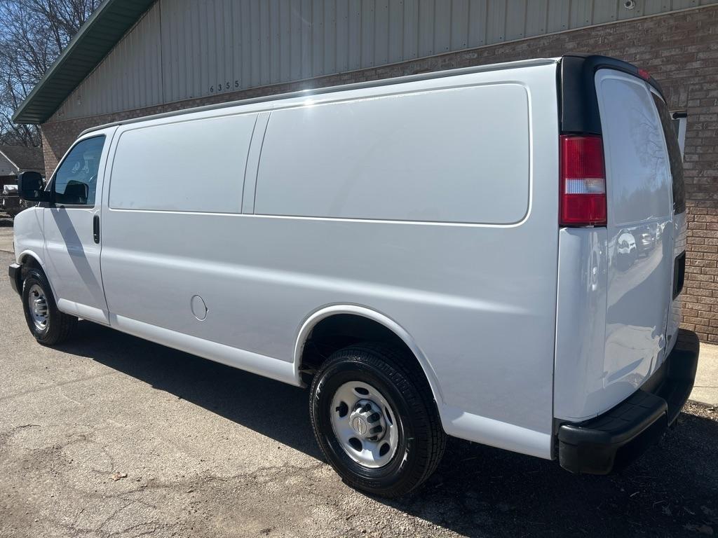 Chevrolet Express 3500 Cargo Extended 2021