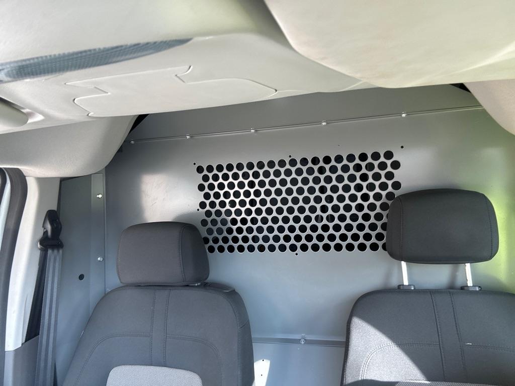 Ford Transit Connect Cargo Van XL LWB 2022