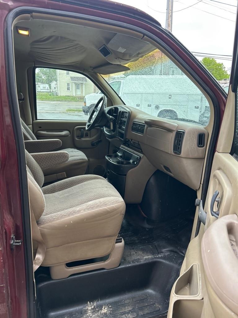 GMC Savana G2500 Cargo 2000