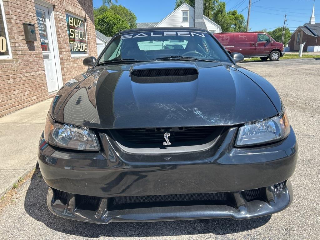 Ford Mustang GT Deluxe Convertible 2002