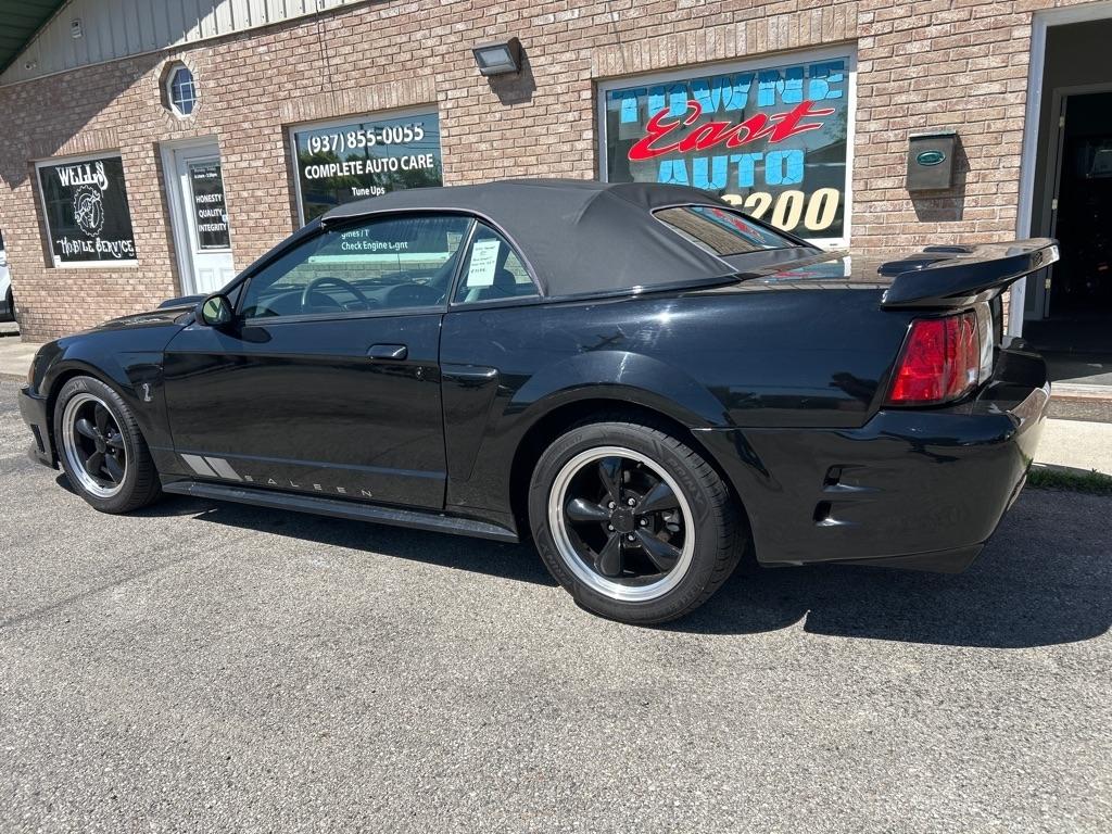 Ford Mustang GT Deluxe Convertible 2002