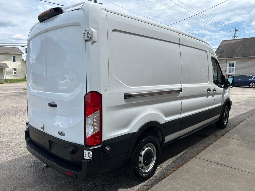Ford Transit 250 Van Med. Roof w/Sliding Pass. 148-in. WB 2019