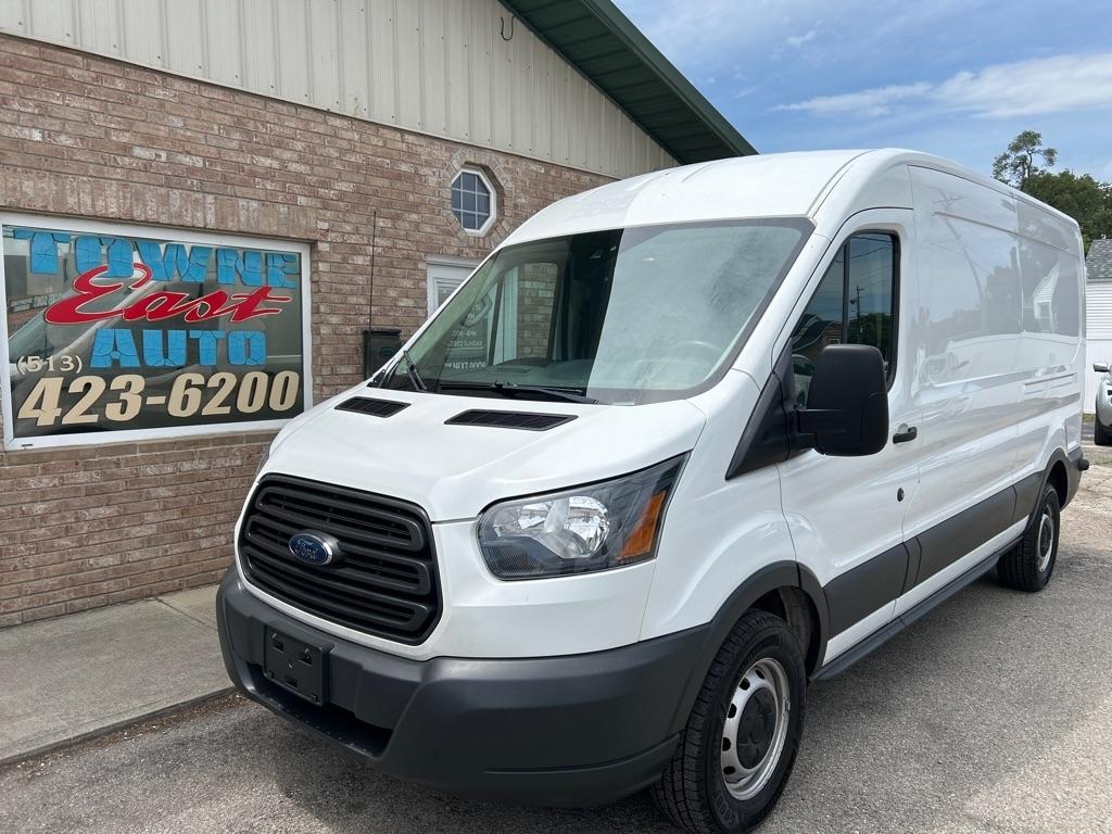 Ford Transit 250 Van Med. Roof w/Sliding Pass. 148-in. WB 2018