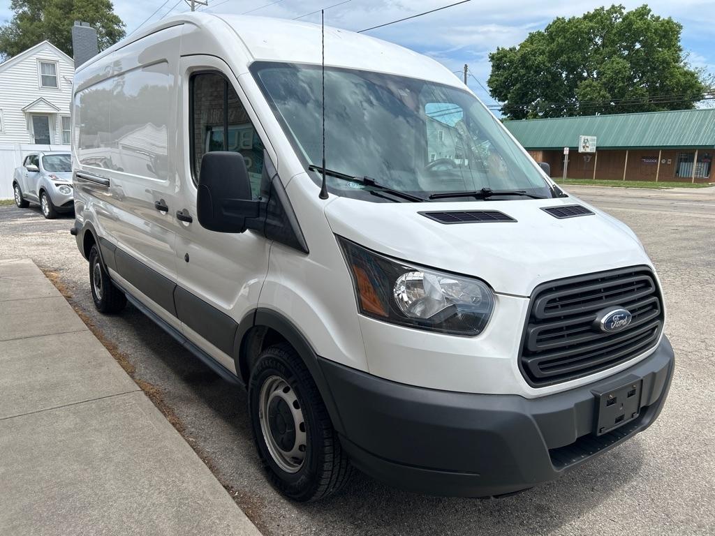 Ford Transit 250 Van Med. Roof w/Sliding Pass. 148-in. WB 2018