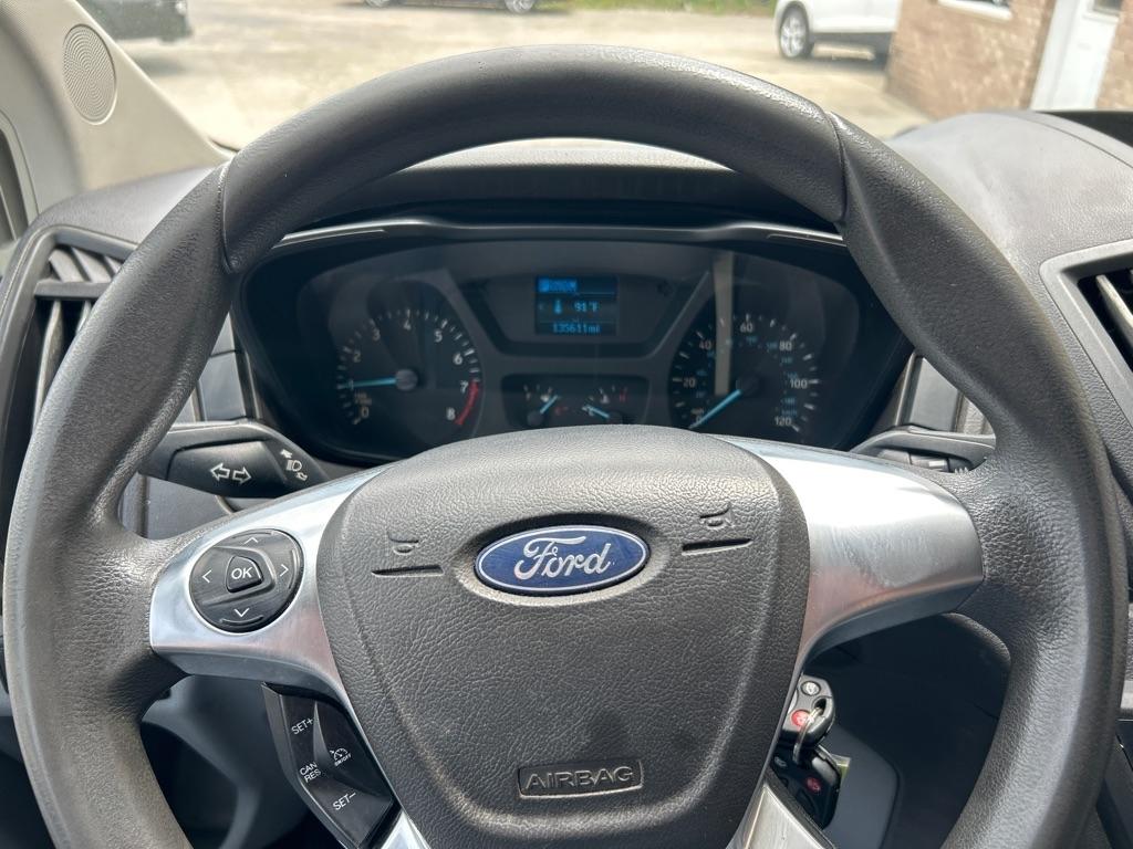 Ford Transit 250 Van Med. Roof w/Sliding Pass. 148-in. WB 2018