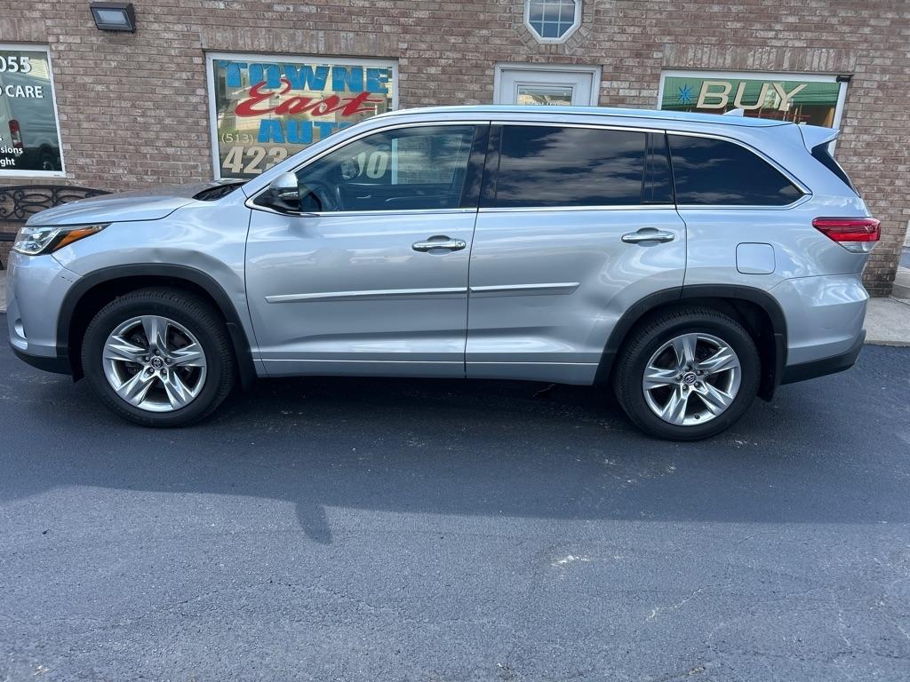 Toyota Highlander Limited AWD V6 2019