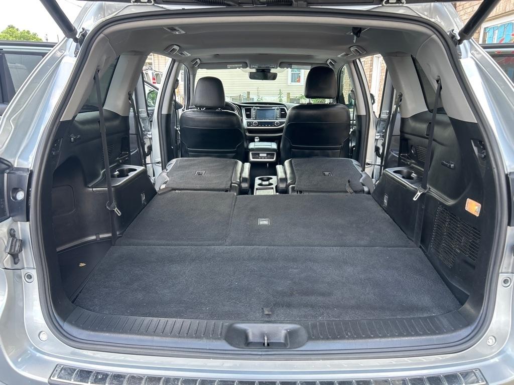 Toyota Highlander Limited AWD V6 2019