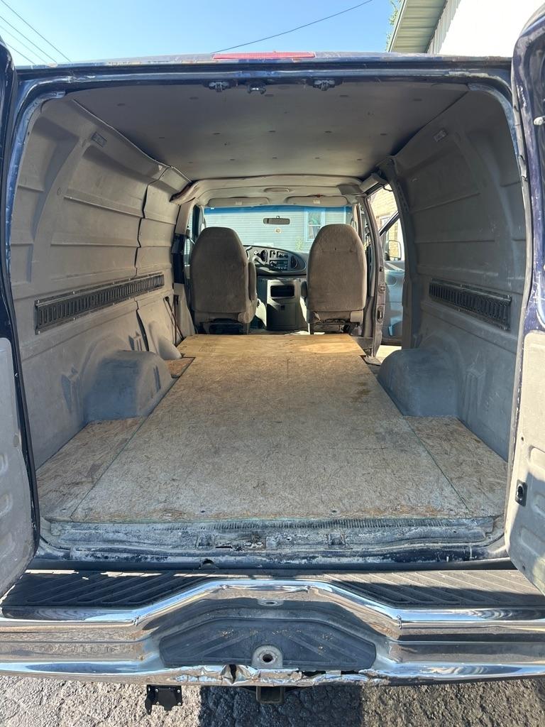 Ford Econoline E-250 Extended 2004