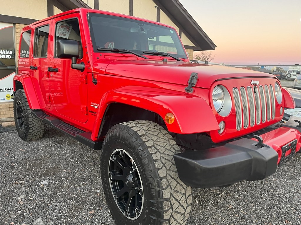 2016 Jeep Wrangler Unlimited Sahara 4WD