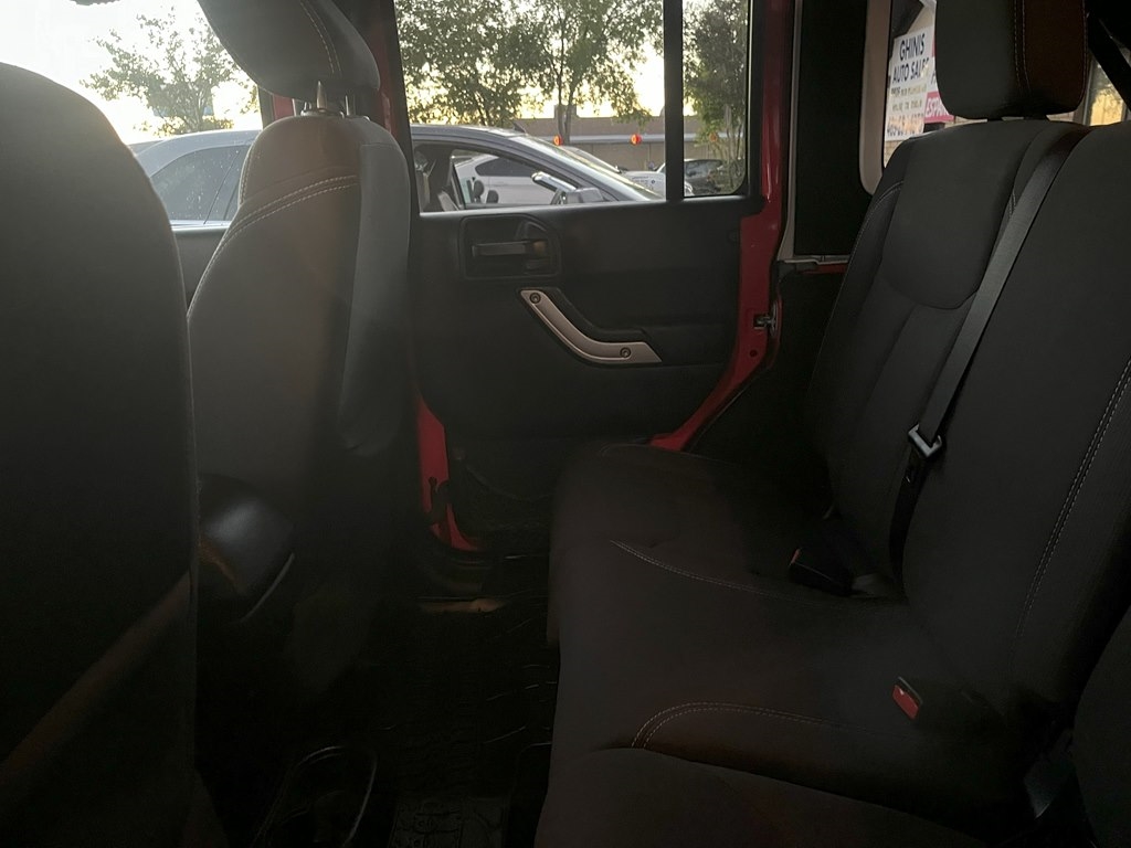 Jeep Wrangler Unlimited Sahara 4WD 2016