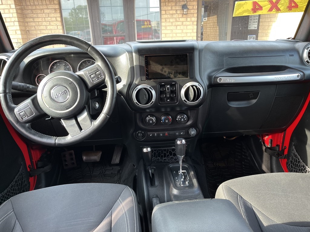 Jeep Wrangler Unlimited Sahara 4WD 2016