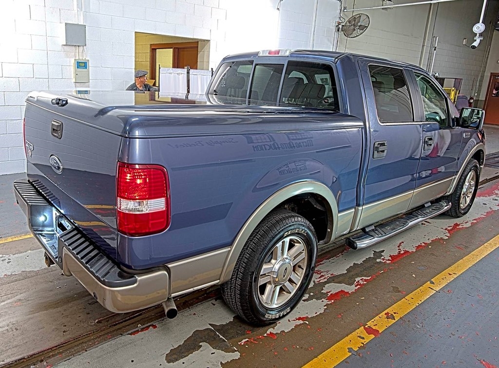 Ford F-150 XLT SuperCrew 2WD 2005