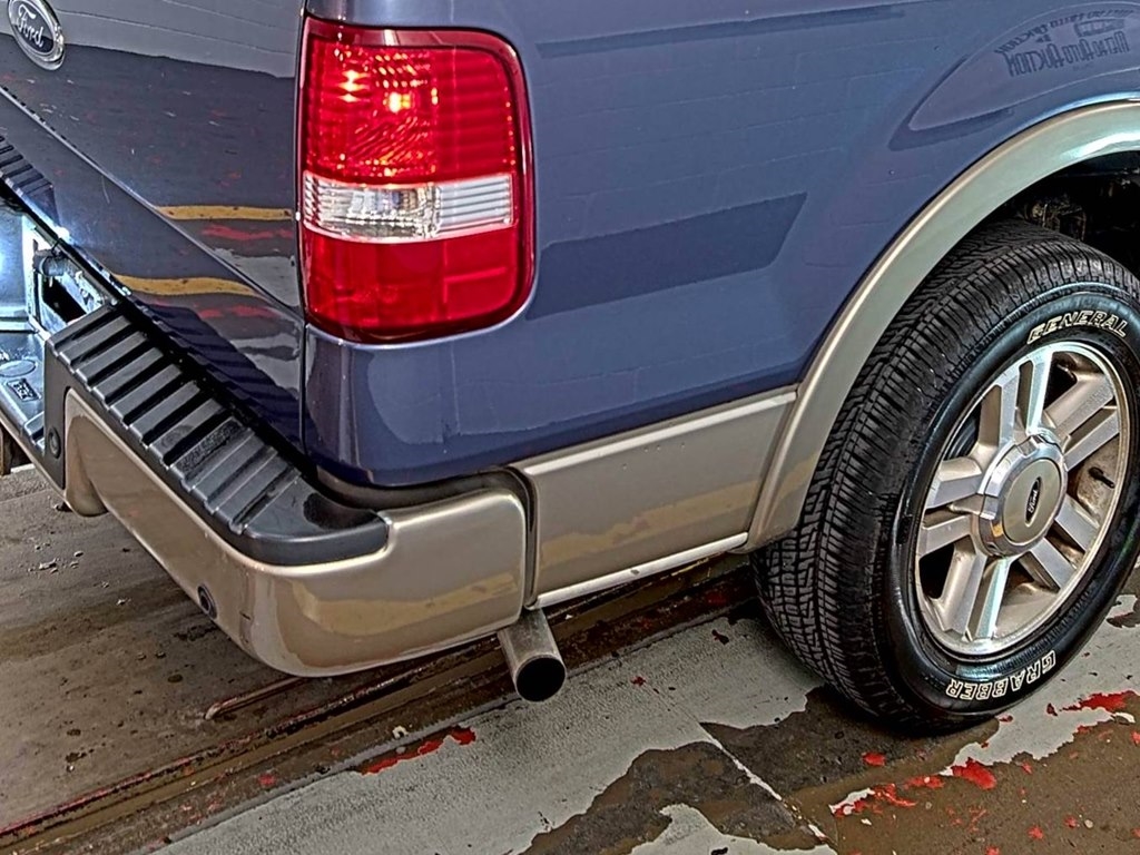 Ford F-150 XLT SuperCrew 2WD 2005