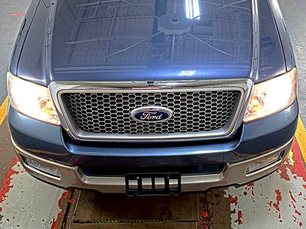 Ford F-150 XLT SuperCrew 2WD 2005