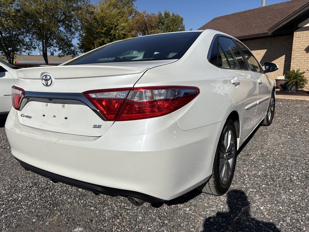 Toyota Camry LE 2016