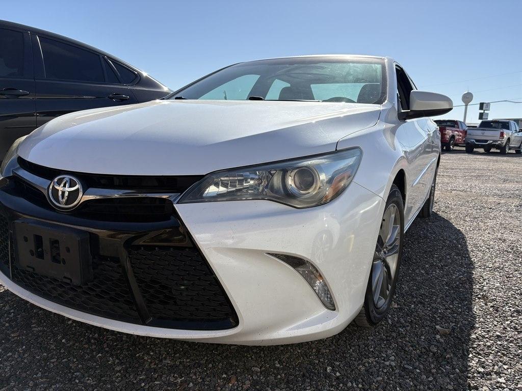 Toyota Camry LE 2016
