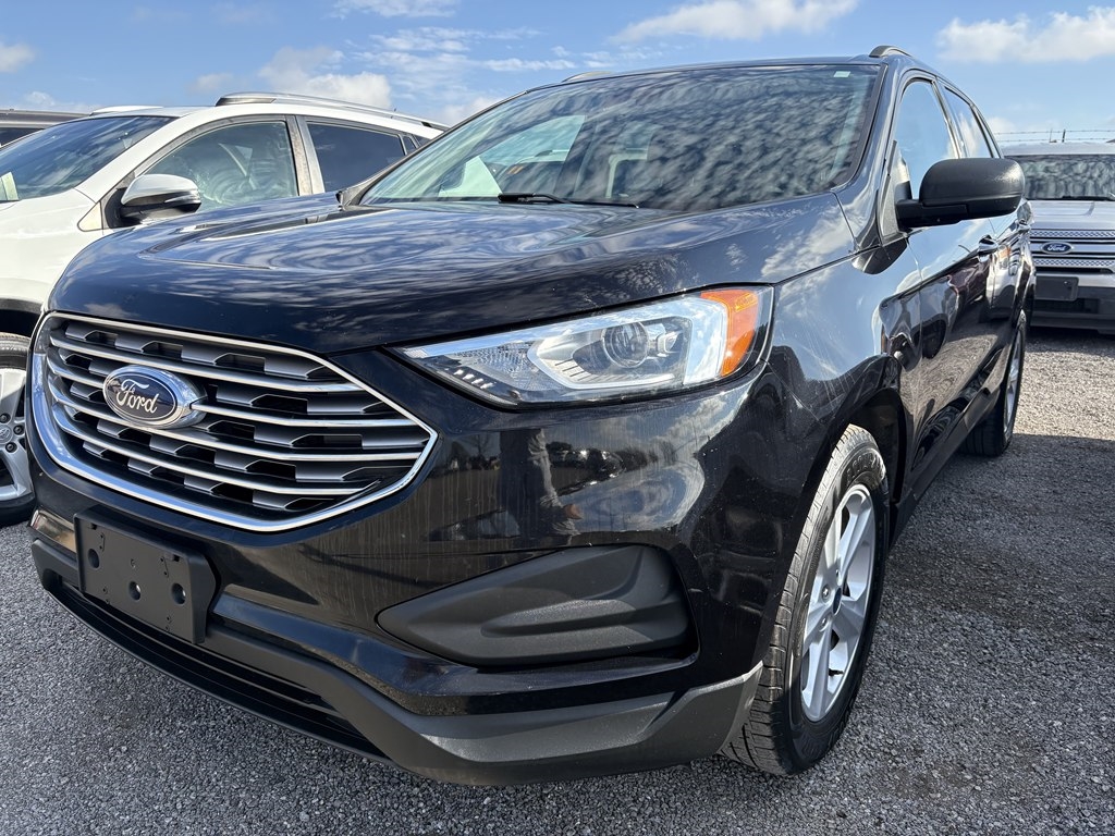 2022 Ford Edge SE's photo