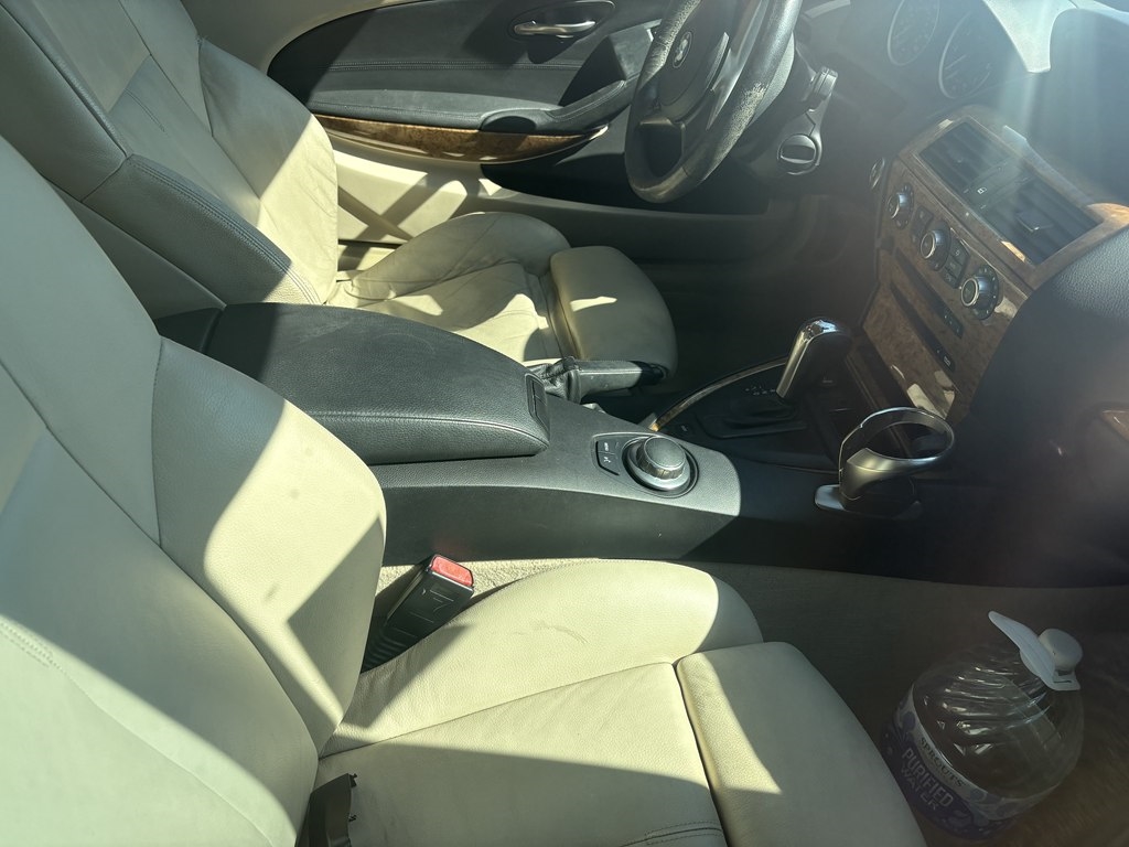 BMW 6-Series 650i Coupe 2007