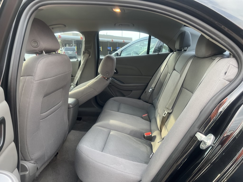 Chevrolet Malibu LS 2014