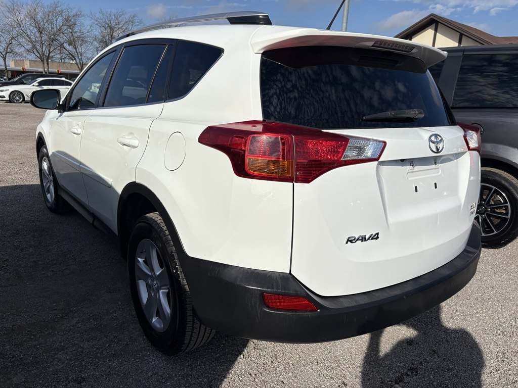 Toyota RAV4 XLE AWD 2013
