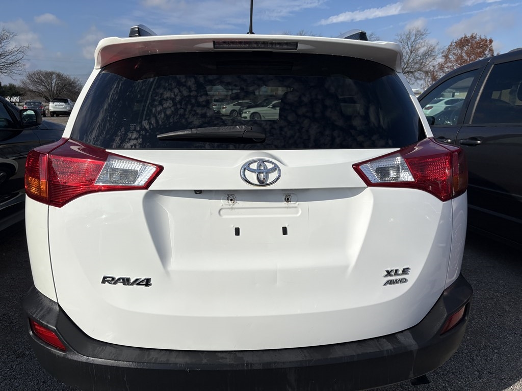 Toyota RAV4 XLE AWD 2013